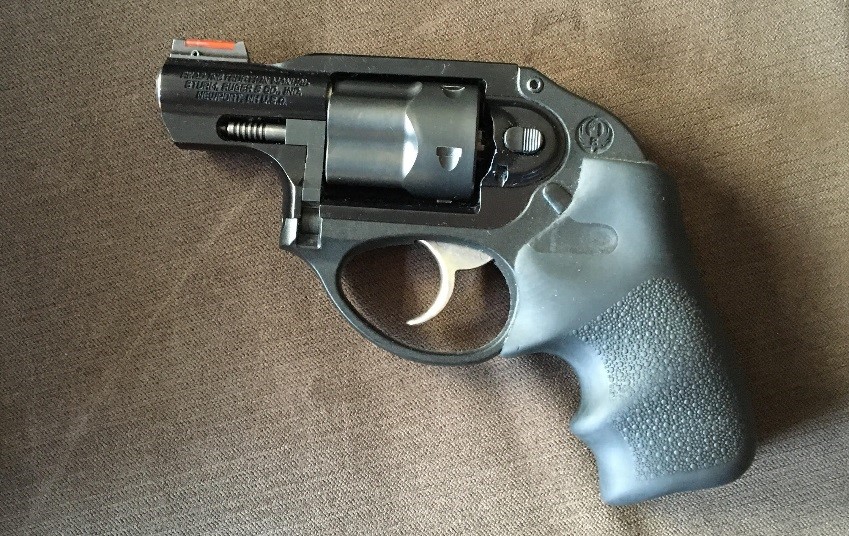 Review of the Ruger LCR – Reflex Handgun